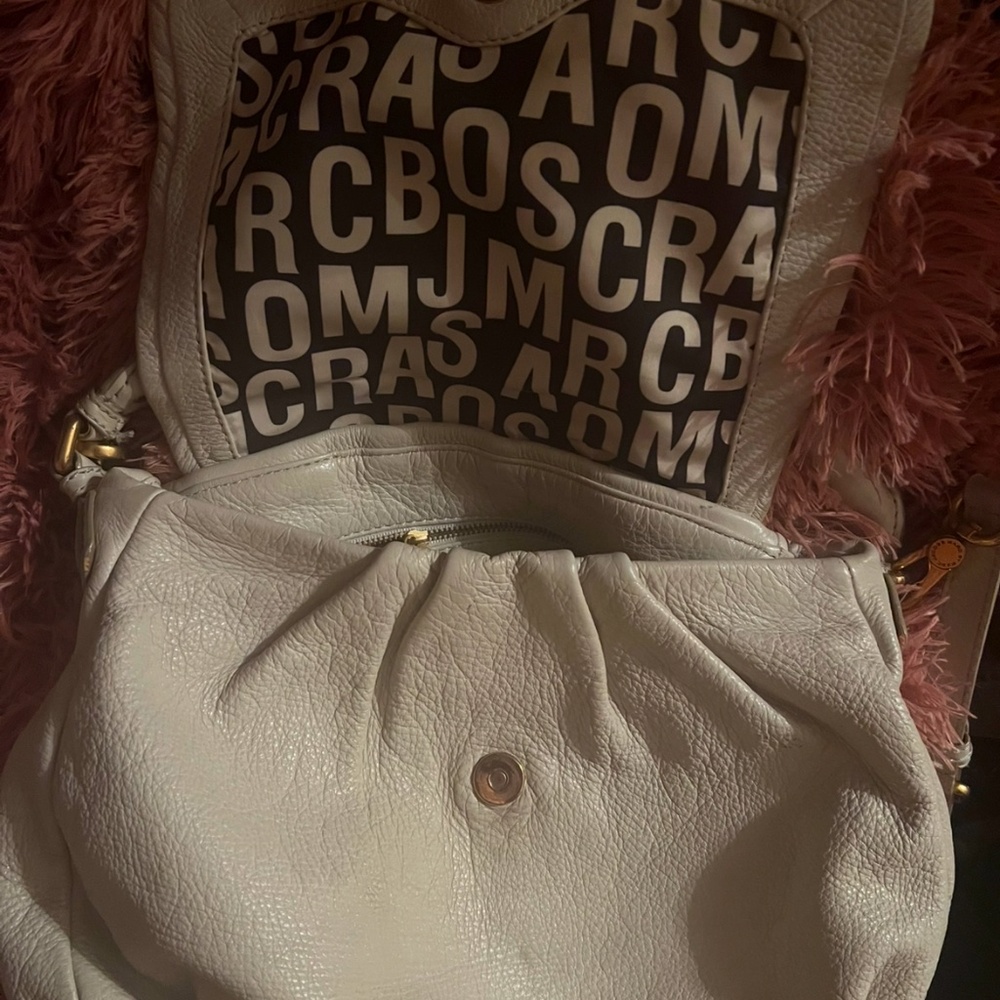 Marc by Marc Jacobs Classic Q white pebble leather hobo crossbody tote bag